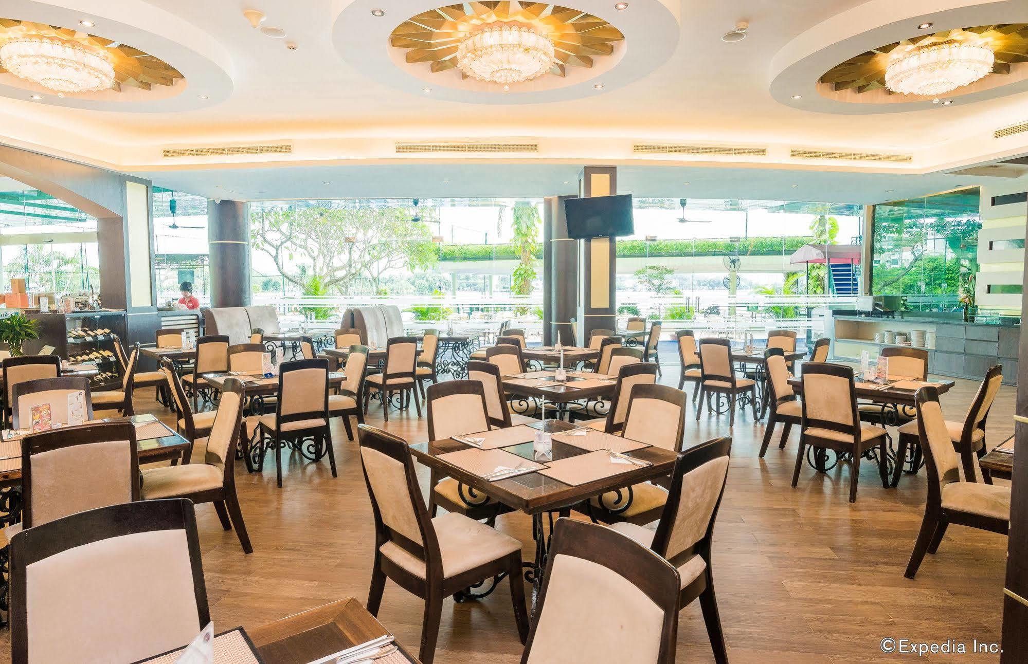 The Hanoi Club Hotel & Residences Hanói Exterior foto